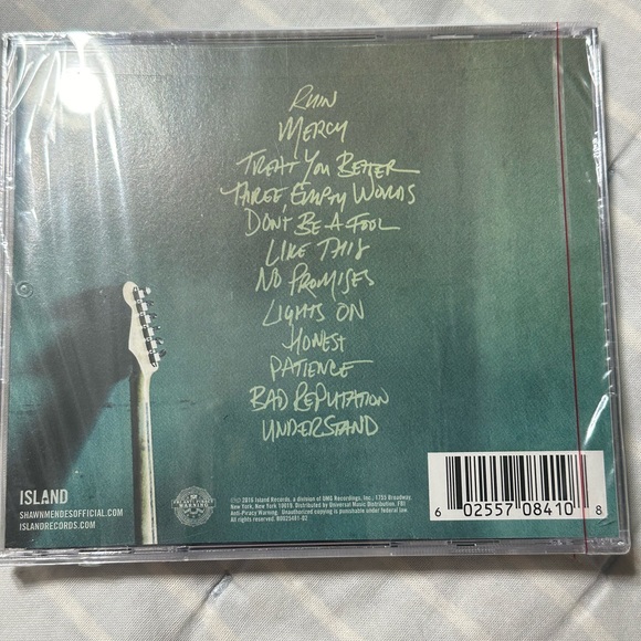Shawn Mendes Illuminate deluxe CD - Picture 2 of 2